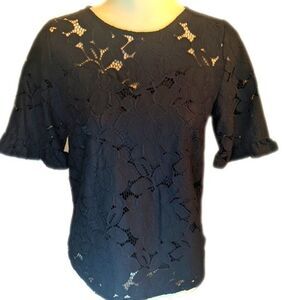 5/$55 - Monteau navy blue ruffle sleeve lace overlay blouse NWT - Small